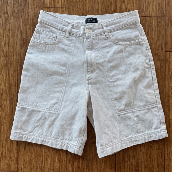 A.P.C. Men’s Beige Gilberto Denim Shorts, Medium - Picture 1 of 8